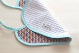 ★ Bavoir en coton enduit wax ★