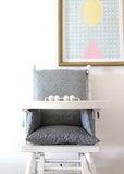 Coussin de chaise haute bébé en coton enduit Oeko-Tex / assise chaise haute / Wild flowers bleu denim